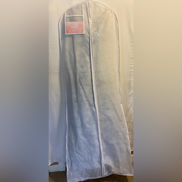 New Unaltered Ellie Wilde Prom/Grad Dress - size 14 - Picture 5 of 9